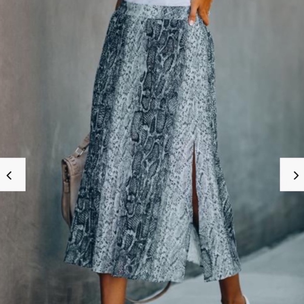 Anthropologie | Skies Are Blue Pleated Side Slit Snake Print Skirt